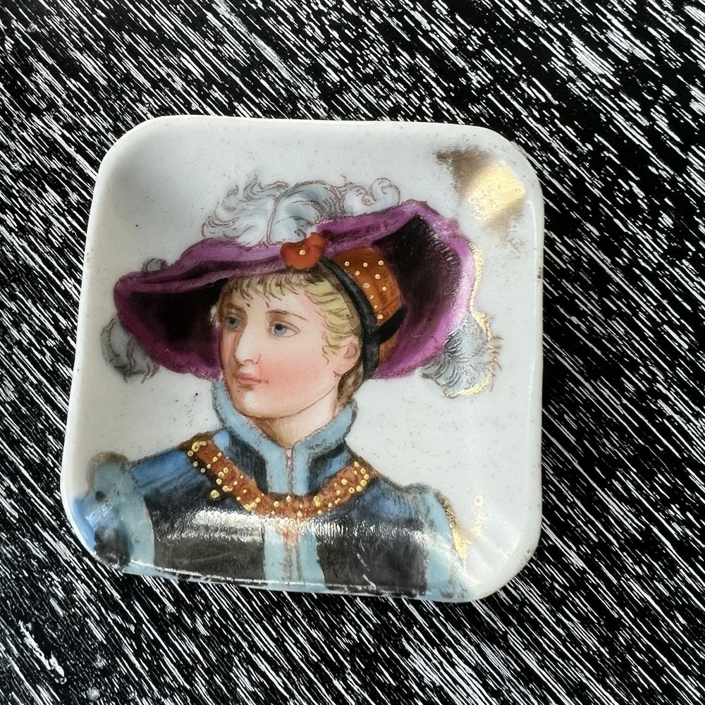 Lot Of 4 Antique Victorian‎ Butter Pats-Hand Painted Portrait Lady Ladies 1900's